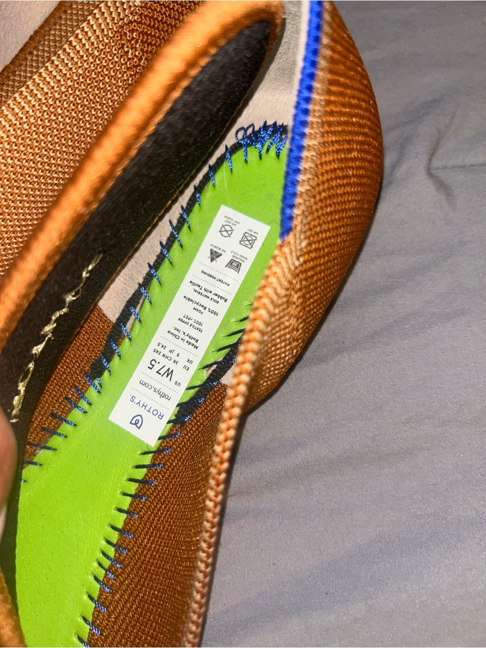 Rothy's Women's Tan Knit Slip-On Flats NWOT 7.5 - Picture 4 of 4